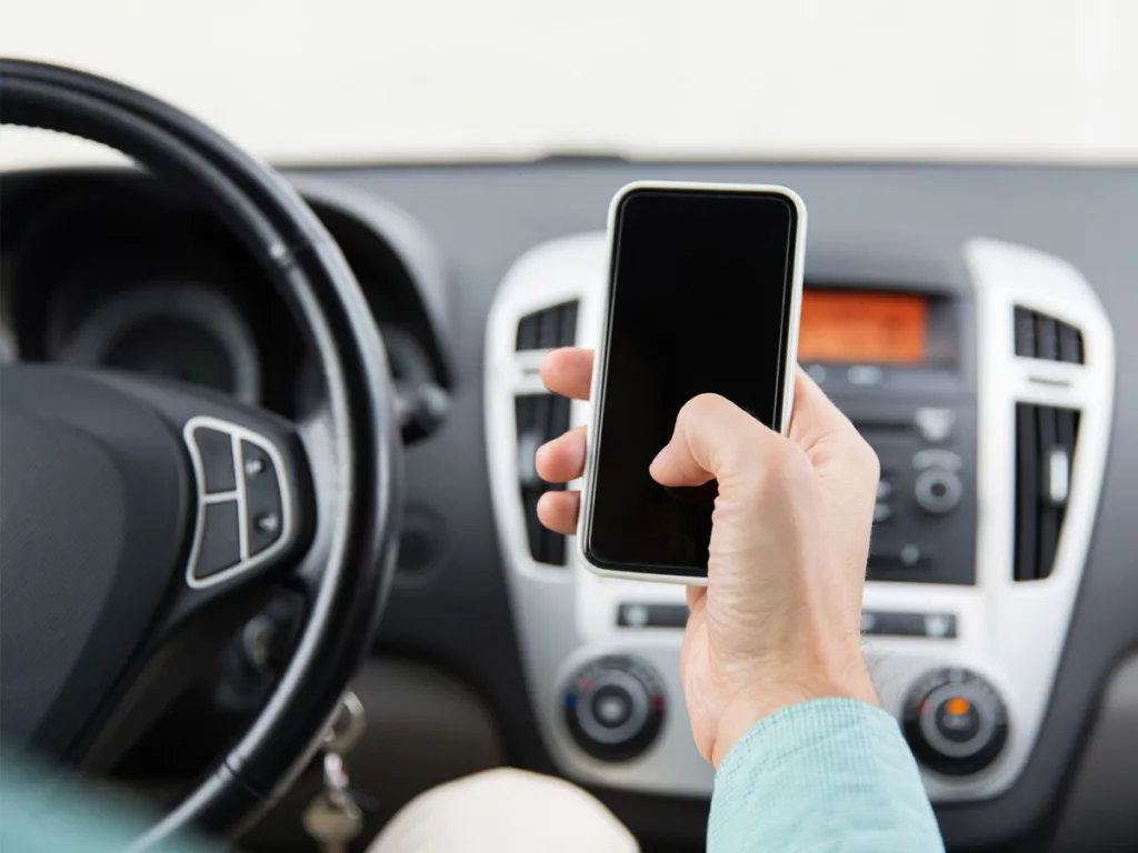 Distracted Driving Accidents in Crestview | Gross & Schuster Injury Lawyers